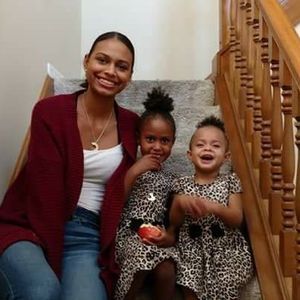 Meet your Posher, Latoshia